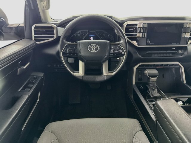Used 2022 Toyota Tundra SR5 w/ SR5 Convenience Package AWD/4WD image 20