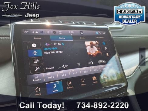 Used 2025 Jeep Grand Cherokee Limited AWD/4WD image 20