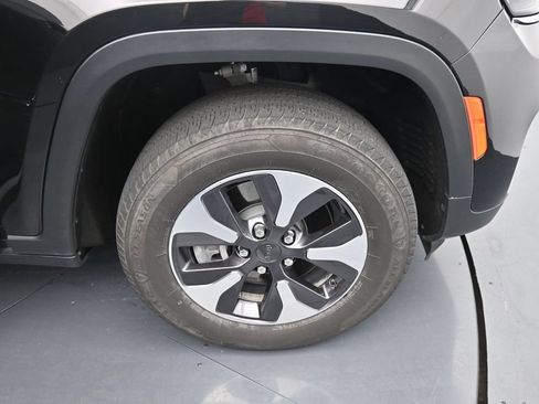 Used 2024 Jeep Grand Cherokee Limited 4xe AWD/4WD image 13