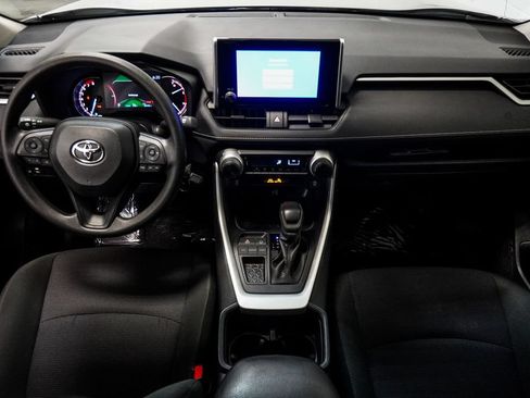 Used 2025 Toyota RAV4 LE FWD image 12