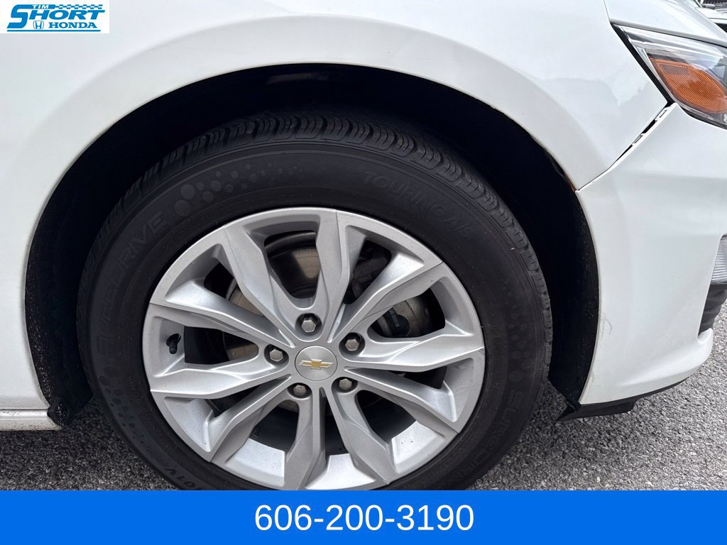 Used 2023 Chevrolet Malibu LT FWD image 4