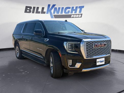 Used 2024 GMC Yukon XL Denali RWD image 7