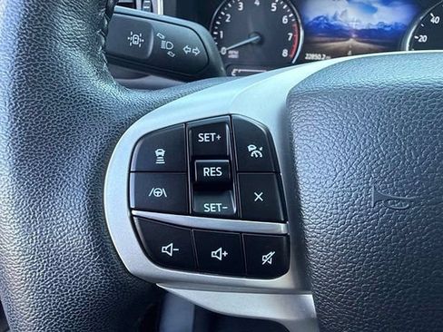 Certified 2023 Ford Explorer XLT w/ Equipment Group 202A AWD/4WD image 19