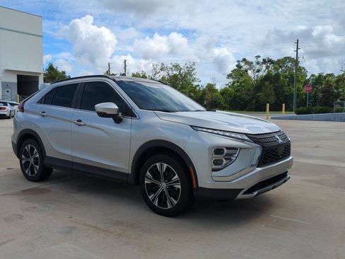 Used 2022 Mitsubishi Eclipse Cross SE FWD image 3