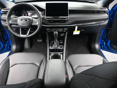 New 2026 Jeep Compass Limited image 34