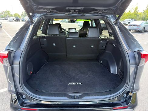 Used 2020 Toyota RAV4 XSE w/ XSE Grade Weather Package AWD/4WD image 30