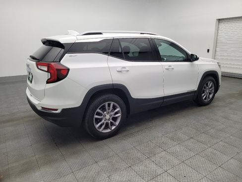 Used 2023 GMC Terrain SLT image 10