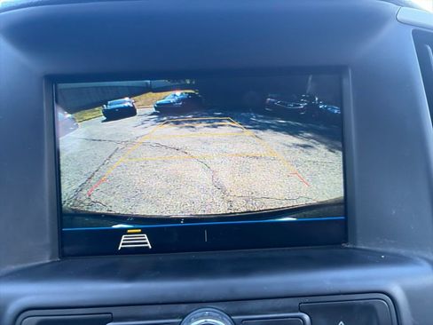 Used 2019 GMC Terrain SLE w/ Driver Convenience Package AWD/4WD image 13