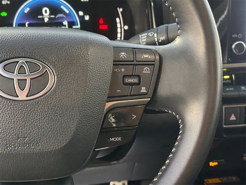 Certified 2025 Toyota Camry SE image 16