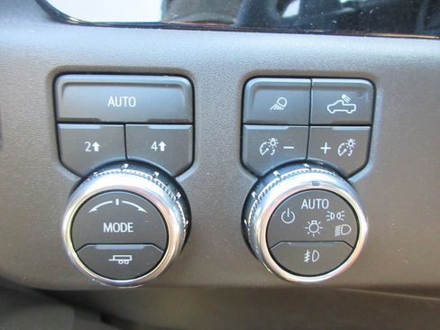 New 2026 GMC Sierra 1500 SLT w/ SLT Premium Plus Package AWD/4WD image 19