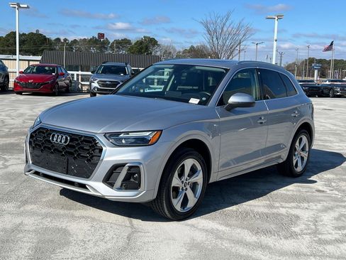 Certified 2023 Audi Q5 2.0T Premium Plus w/ Premium Plus Package image 1