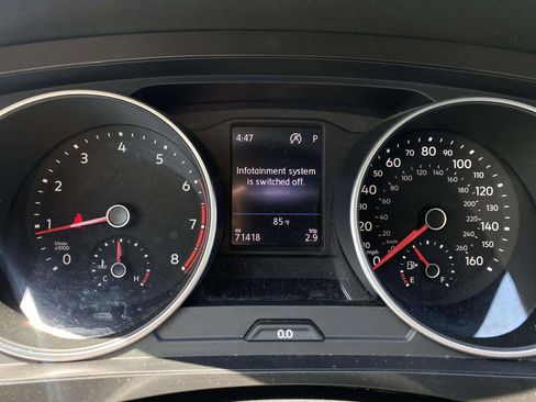 Used 2019 Volkswagen Tiguan SE image 14