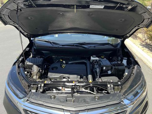 Used 2023 Chevrolet Equinox LS FWD image 23