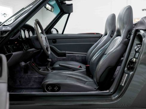 Used 1997 Porsche 911 Carrera image 40