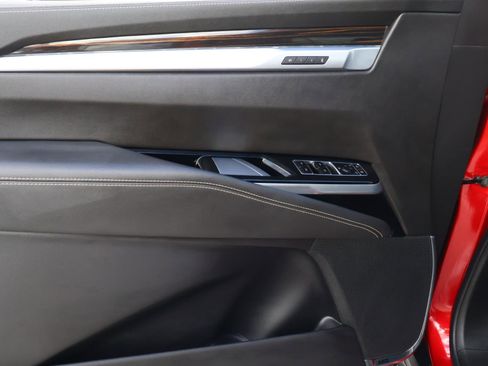 Certified 2025 Cadillac Escalade Premium Luxury w/ LPO, Floor Liner Package image 22