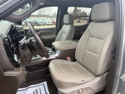 Used 2023 Chevrolet Silverado 1500 LTZ w/ LTZ Premium Package AWD/4WD image 14