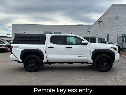 Used 2024 Toyota Tacoma TRD Off-Road w/ TRD Off Road Upgrade Package image 10