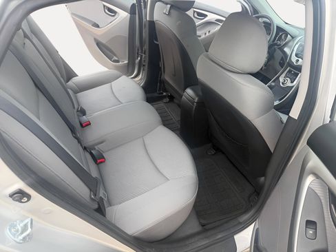 Used 2012 Hyundai Elantra GLS w/ Preferred Pkg 3 FWD image 7