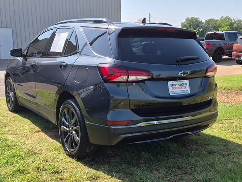 Used 2022 Chevrolet Equinox RS w/ Infotainment Package FWD image 5