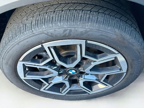 Used 2026 BMW X2 xDrive28i AWD/4WD image 25