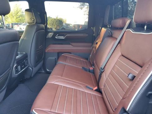 Used 2026 GMC Sierra 1500 Denali Ultimate image 11