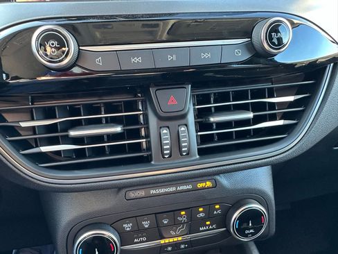 Used 2025 Ford Escape Active image 15