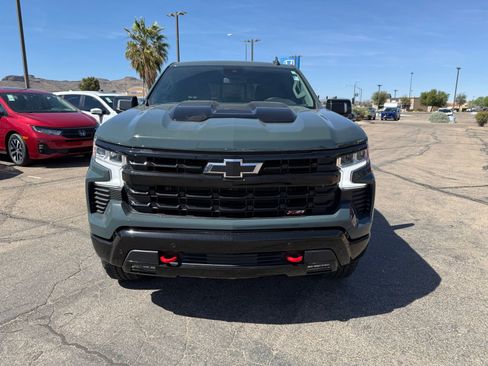 Used 2025 Chevrolet Silverado 1500 LT Trail Boss w/ LT Trail Boss Premium Package image 2