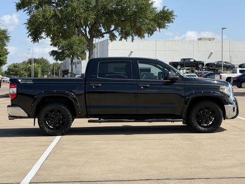 Used 2018 Toyota Tundra SR5 w/ SR5 Upgrade Package RWD image 3