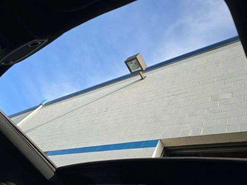 Used 2016 Ford F150 Lariat w/ Equipment Group 501A Mid image 6