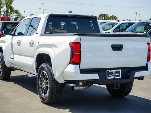 Used 2024 Toyota Tacoma SR5 image 6