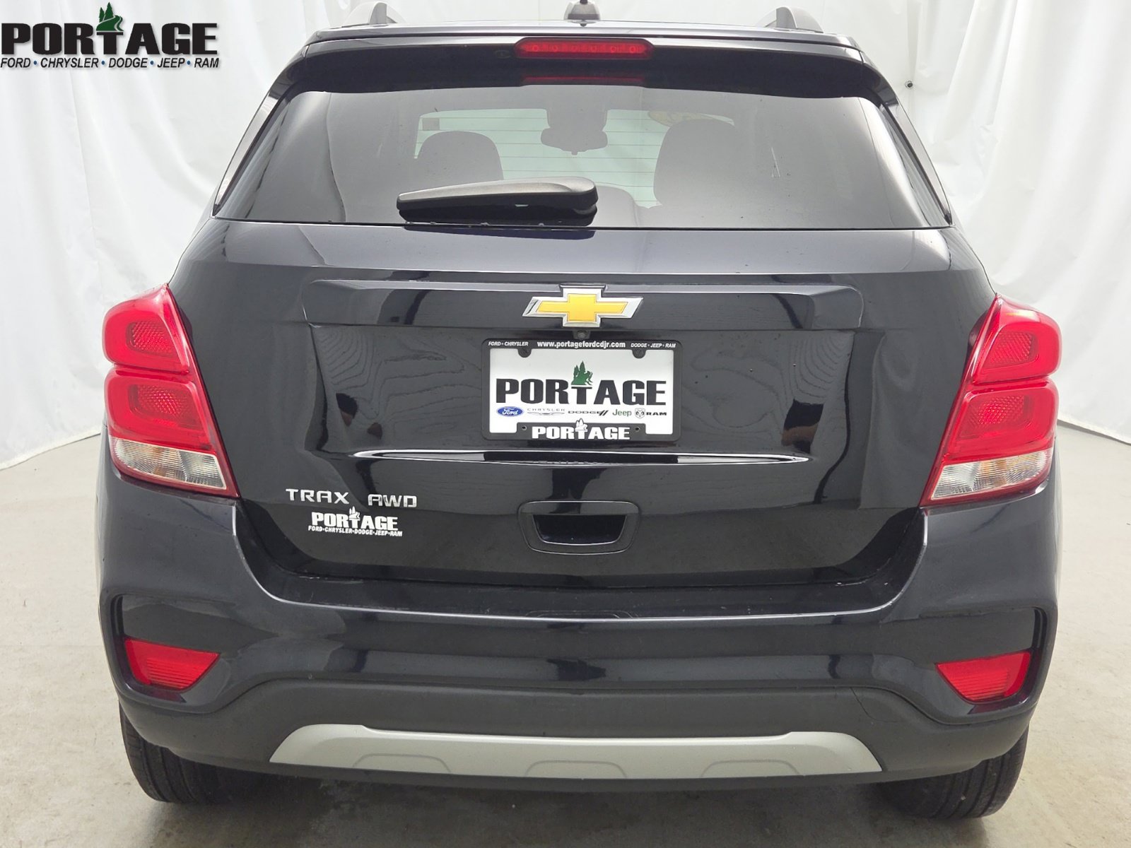 Used 2022 Chevrolet Trax LT w/ LT Convenience Package AWD/4WD image 6