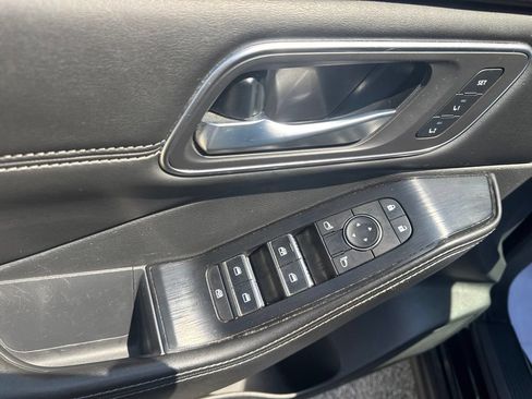Used 2021 Nissan Rogue SL AWD/4WD image 12