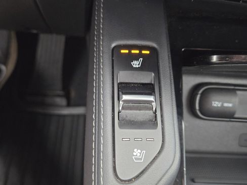 Used 2022 Kia Telluride EX w/ EX Premium Package AWD/4WD image 27