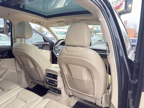 Used 2017 Audi Q7 3.0T Premium Plus image 16