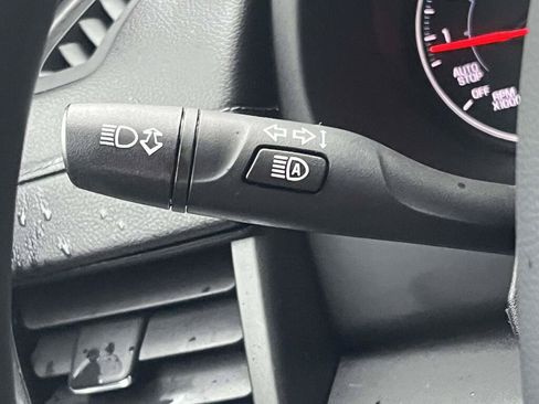 Used 2023 GMC Terrain SLE w/ Driver Convenience Package AWD/4WD image 32