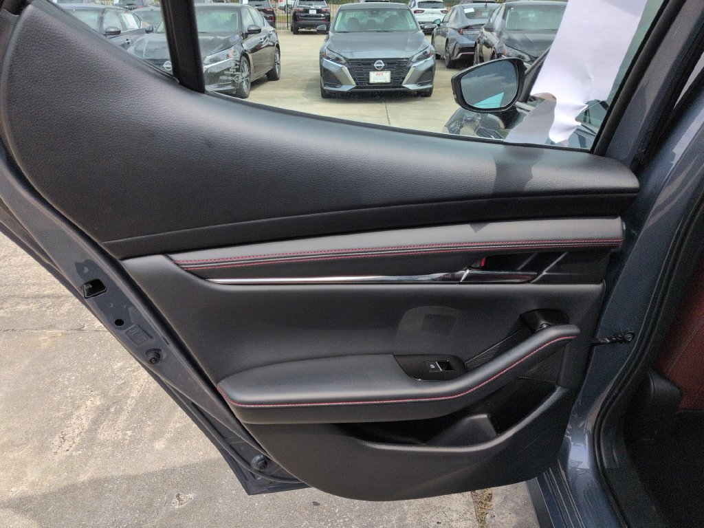 Used 2026 MAZDA MAZDA3 Carbon AWD/4WD image 24