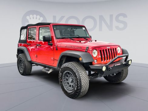 Used 2016 Jeep Wrangler Unlimited Rubicon w/ Connectivity Group image 10