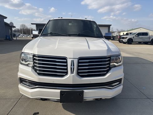 Used 2017 Lincoln Navigator L Select image 2