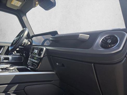 Used 2021 Mercedes-Benz G 550 image 21