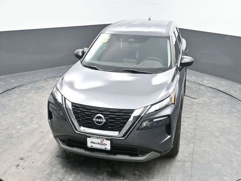 Used 2023 Nissan Rogue S image 18