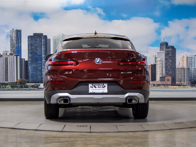 Used 2025 BMW X4 xDrive30i AWD/4WD image 11