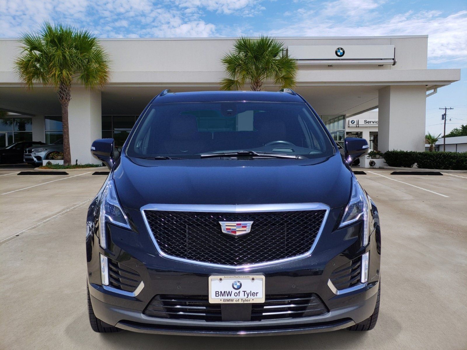 Used 2021 Cadillac XT5 Sportv AWD/4WD image 2