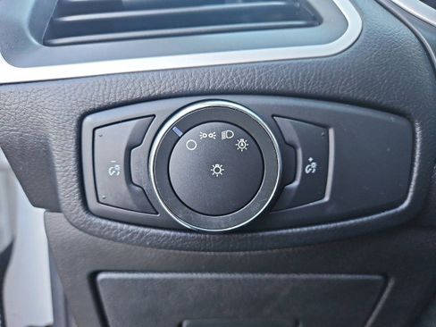 Used 2016 Ford Edge SEL w/ Equipment Group 201A image 17