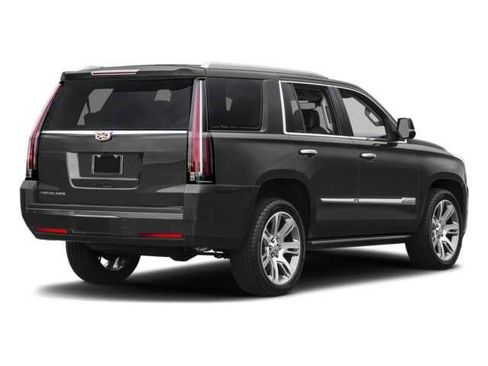 Used 2018 Cadillac Escalade Premium Luxury image 2