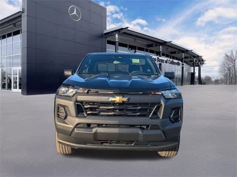 Used 2023 Chevrolet Colorado W/T image 4