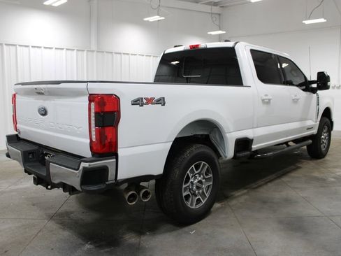 Used 2024 Ford F250 Lariat image 9