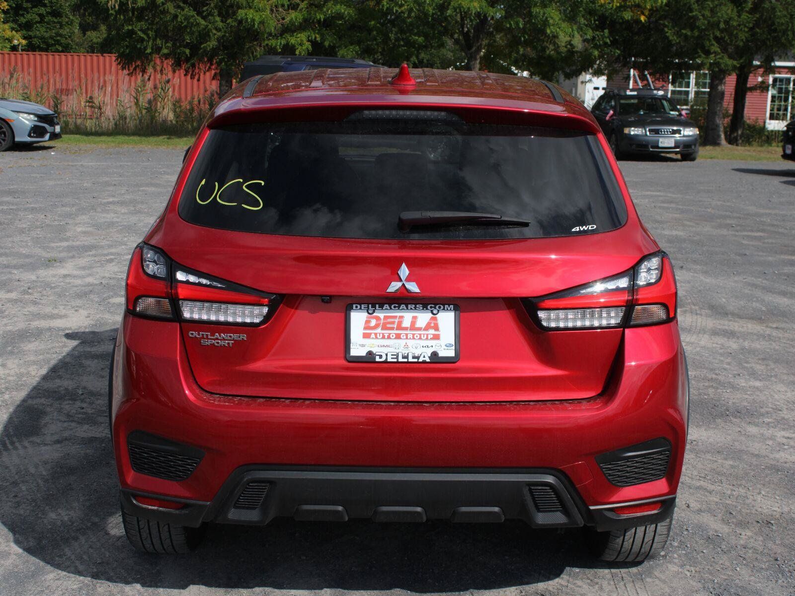 Used 2025 Mitsubishi Outlander Sport ES AWD/4WD image 6