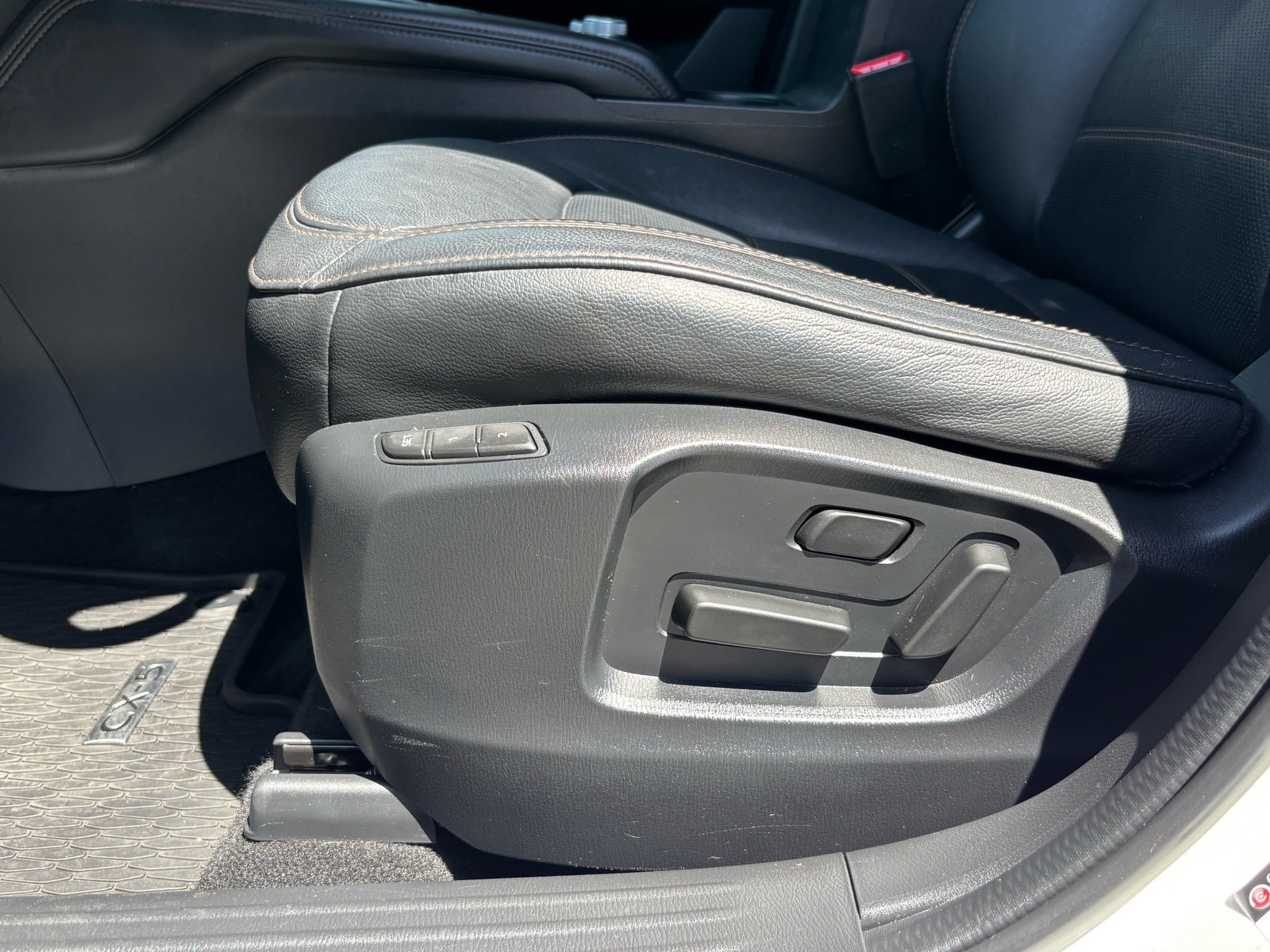 Used 2022 MAZDA CX-5 AWD 2.5 S w/ Premium Package image 28