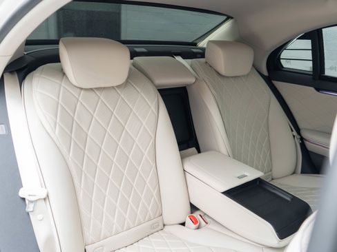 Used 2021 Mercedes-Benz S 580 4MATIC Sedan image 32