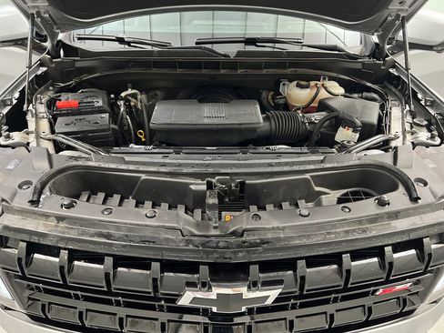 Used 2025 Chevrolet Suburban Z71 AWD/4WD image 71